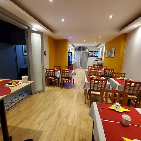 Hotel Logis Belle Etoile